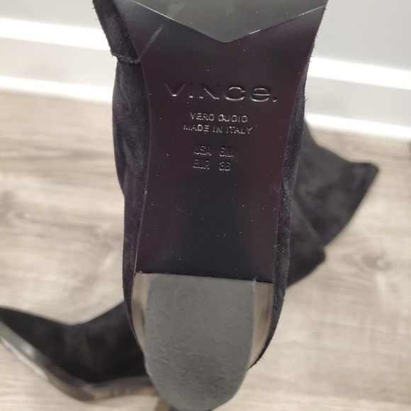 NEW Vince Casper Black Suede Knee High Boots - Picture 4 of 9
